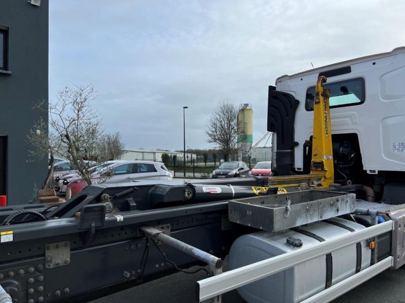 Renault T-Series 430 - Photo 7