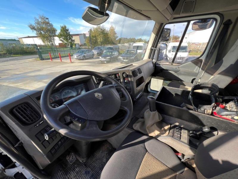 Renault Premium 340.26 DXI - Photo 13